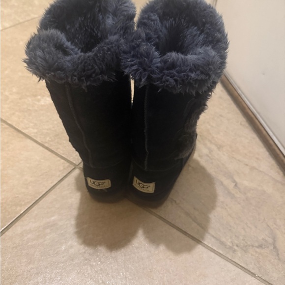 UGG Women's Navy Fur-Trimmed Boots - Picture 5 of 5